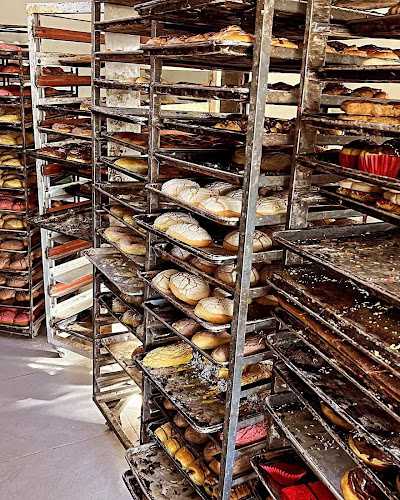Fotografia tomada fuera de Panadería El Mineral - Panadería en Chihuahua, Chih.