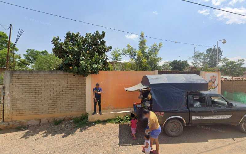 Fotografia tomada fuera de El Tigrito - Panadería en San Juan Teitipac, Oax.