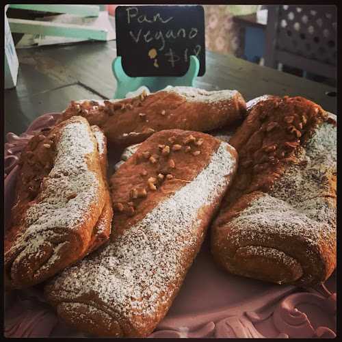 Fotografia tomada fuera de Madre Canela - Pastelería en Heroica Puebla de Zaragoza, Pue.