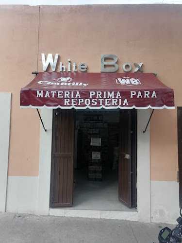 Fotografia tomada fuera de WHITE BOX - Pastelería en Guadalupe, Zac.