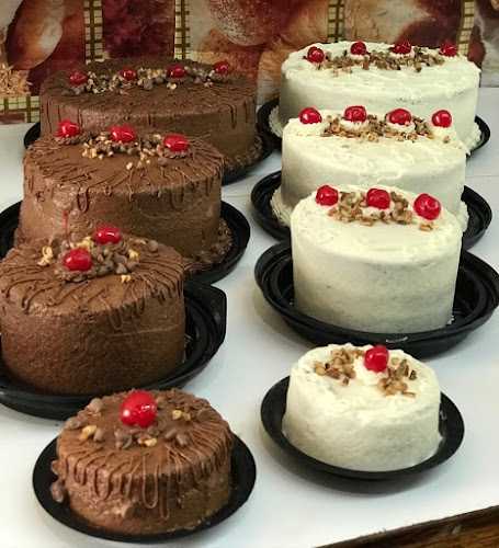 Fotografia tomada fuera de Yaris Pastelería y Repostería La Condesa - Pastelería en Guadalupe, Zac.