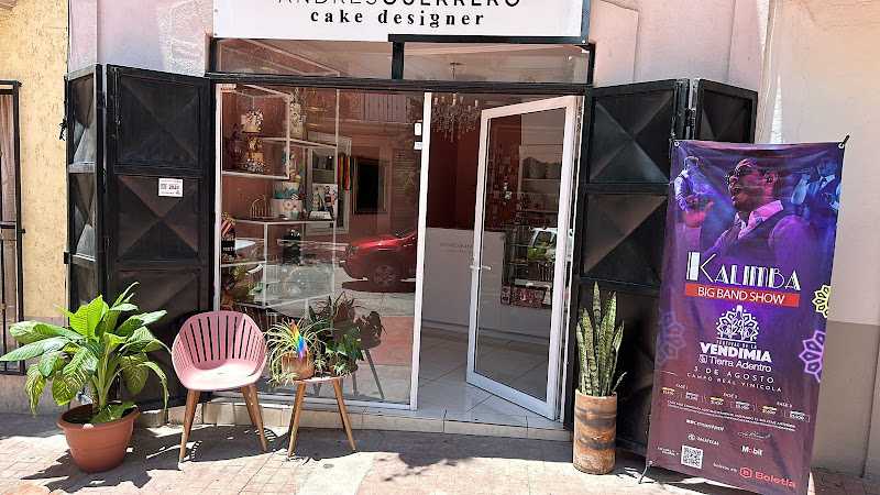Fotografia tomada fuera de Andrés Guerrero Pastelería - Pastelería en Guadalupe, Zac.