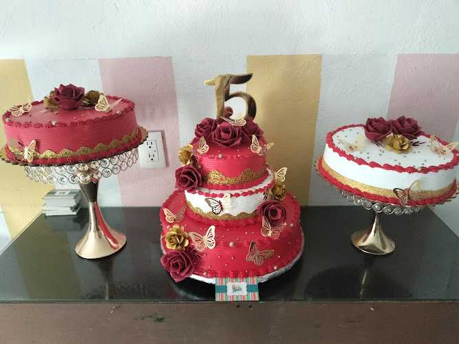 Fotografia tomada fuera de DULCE TENTACIÓN GEYDI - Pastelería en Mérida, Yuc.