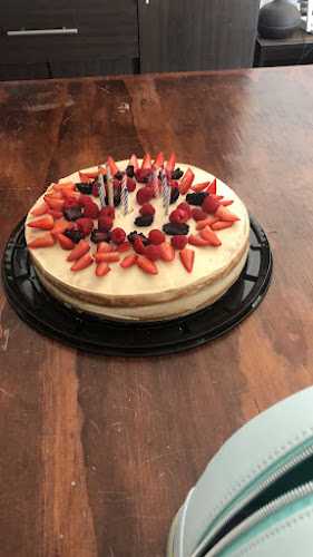 Fotografia tomada fuera de Primitivo Vegan Cakes •pasteles veganos sobre pedido• - Pastelería en Santiago de Querétaro, Qro.