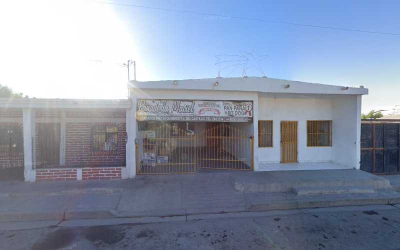 Fotografia tomada fuera de Panaderia Maciel - Panadería en Hermosillo, Son.
