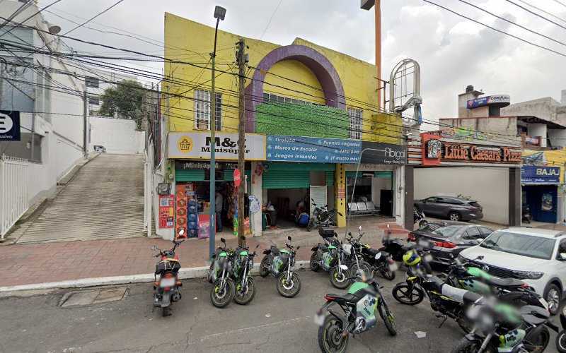 Fotografia tomada fuera de Panadería Granados - Panadería en Cuajimalpa de Morelos, CDMX