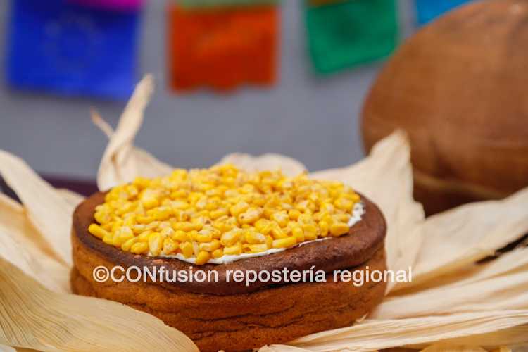 Fotografia tomada fuera de CONfusion repostería regional - Pastelería en Santa Cruz Xoxocotlán, Oax.