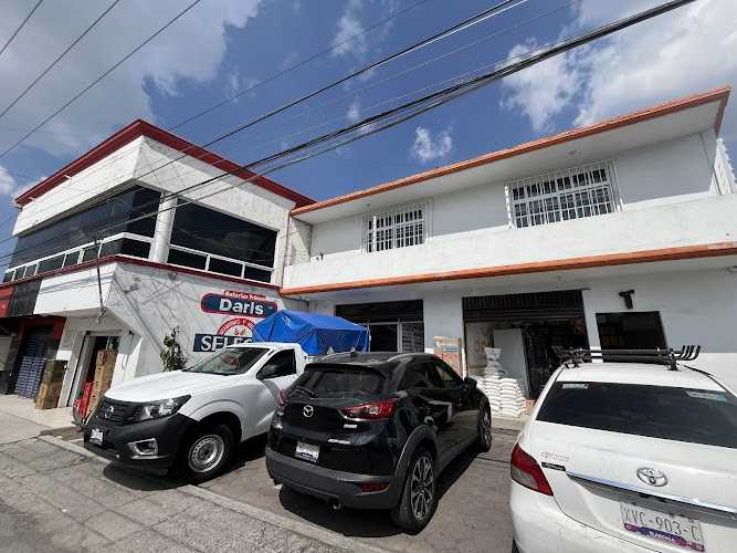 Fotografia tomada fuera de Materias primas y Comercializadora Daris - Panadería mayorista en Apetatitlán, Tlax.