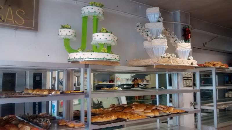 Fotografia tomada fuera de Panadería y Pastelería Las Espigas - Panadería en Tlaxcala de Xicohténcatl, Tlax.