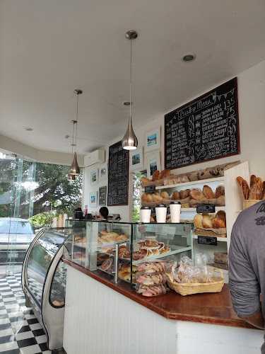 Fotografia tomada fuera de Panaderia Scandinavia - Panadería en San Antonio Tlayacapan, Jal.
