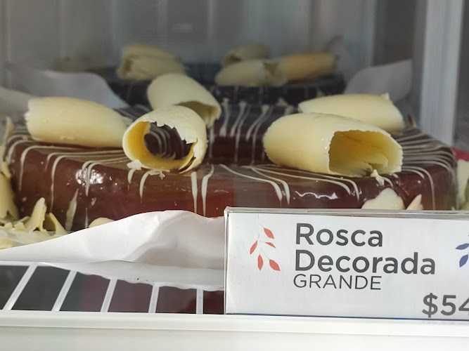 Fotografia tomada fuera de Pastelerías Marisa - Pastelería en Ajijic, Jal.