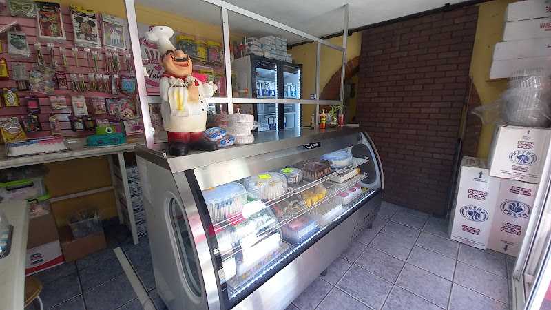Fotografia tomada fuera de Pasteleria Natalia - Panadería en Villa de Reyes, S.L.P.