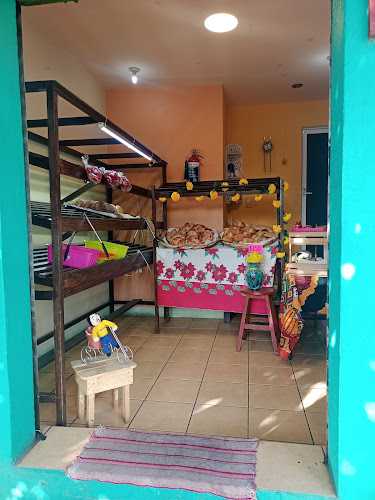 Fotografia tomada fuera de Rinconcito De Mi Barrio - Panadería en Oaxaca de Juárez, Oax.
