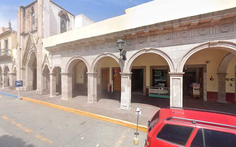 Fotografia tomada fuera de SUGAR - Cafetería en Moroleón, Gto.