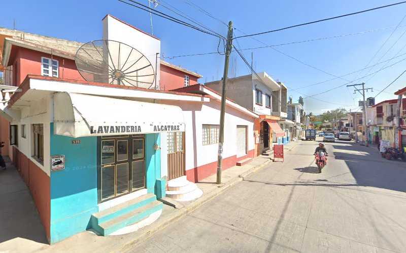 Fotografia tomada fuera de Panadería y Pastelería El Trigo - Panadería en Tulcingo de Valle, Pue.