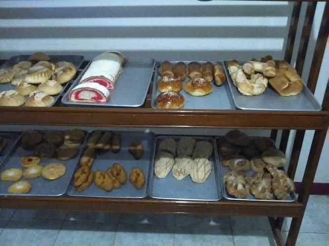 Fotografia tomada fuera de Panadería y pastelería Nely - Tienda de alimentación en San Jacinto Amilpas, Oax.