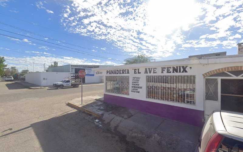 Fotografia tomada fuera de Panaderia El Ave Fenix - Panadería en Hermosillo, Son.