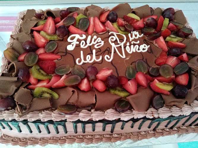 Fotografia tomada fuera de Pastelería y Repostería El Profe - Panadería en Vicente Camalote, Oax.