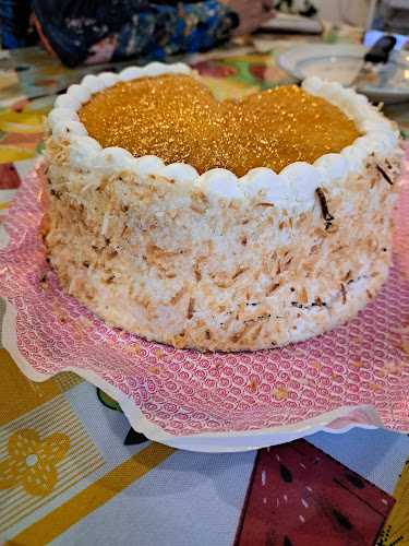 Fotografia tomada fuera de Rosa de Sarón Pastelerías SUC. METEPEC - Pastelería en Llano Grande, Edomex.