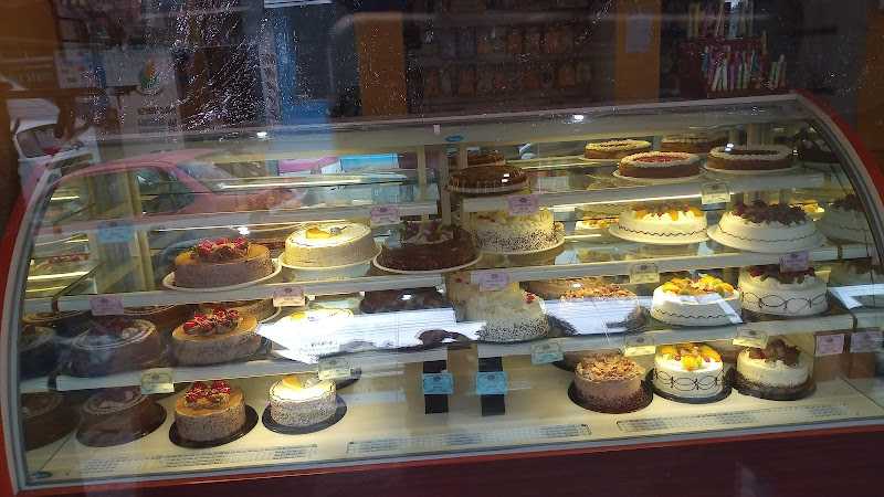 Fotografia tomada fuera de Pastelería San Sebastián - Pastelería en Cuajimalpa de Morelos, CDMX