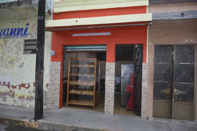 Fotografia tomada fuera de Panadería Ovando - Panadería en Comalcalco, Tab.
