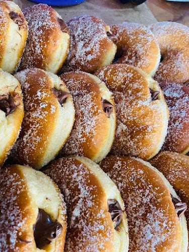 Fotografia tomada fuera de La Mexicanita - Panadería en Cdad. Lázaro Cárdenas, Mich.