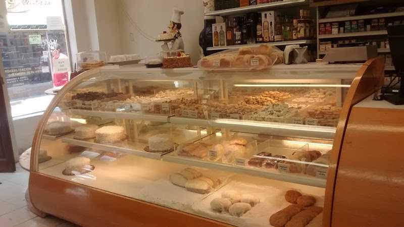 Fotografia tomada fuera de Pasteleria Condesa - Pastelería en San Luis Potosí, S.L.P.