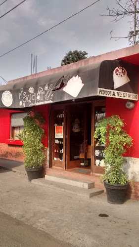 Fotografia tomada fuera de Sugar - Pastelería en San Vicente, Nay.