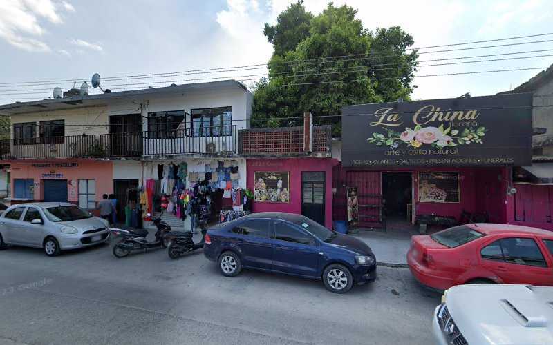 Fotografia tomada fuera de Santina Tienda Reposteria - Bakery en Cdad. Valles, S.L.P.