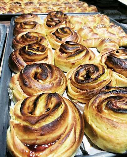 Fotografia tomada fuera de Panadería Arámbula De Don Marcelino - Panadería en Centro, Col.