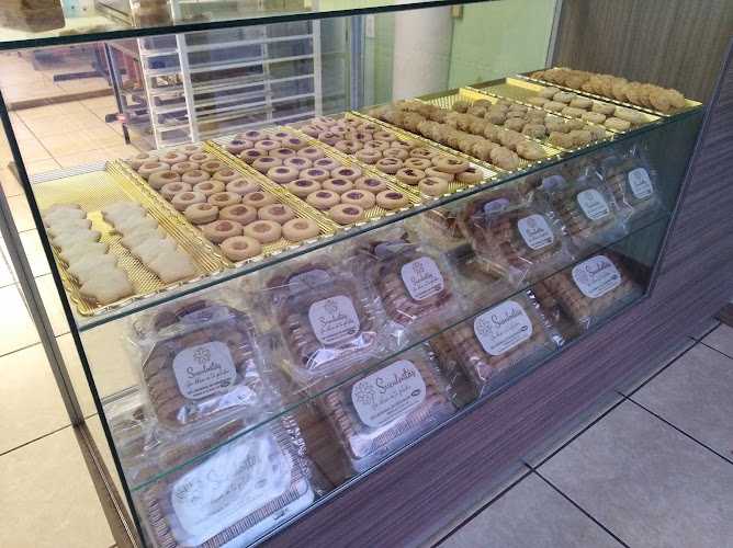 Fotografia tomada fuera de Suculentas - Tienda de galletas en El Grullo, Jal.