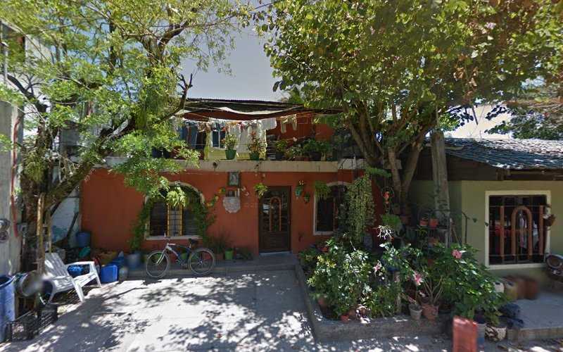 Fotografia tomada fuera de pasteleria y reposteria la huatekita - Panadería en Axtla de Terrazas, S.L.P.