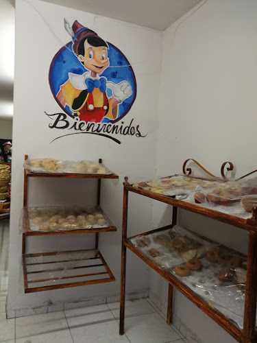 Fotografia tomada fuera de Panaderia - Panadería en Centro, Col.