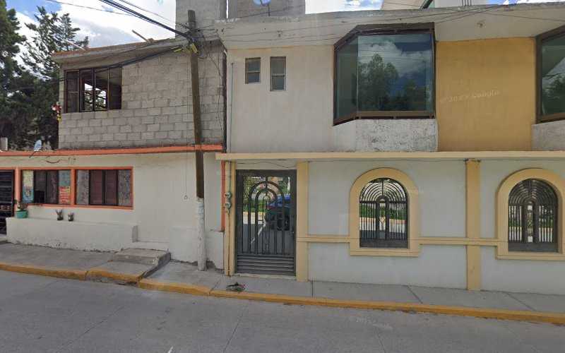 Fotografia tomada fuera de Panadería San Antonio - Panadería en El Llano, Hgo.
