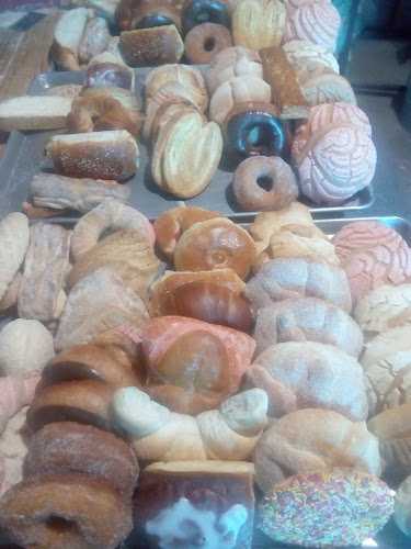 Fotografia tomada fuera de Este pan ta'bueno - Panadería en Morelia, Mich.