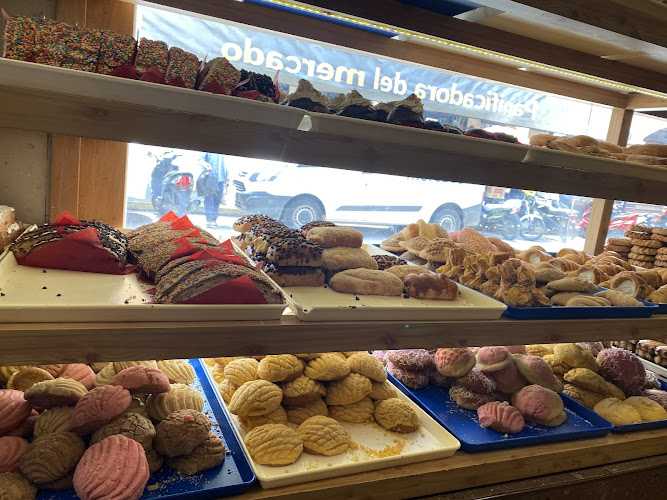 Fotografia tomada fuera de Panadería del Mercado - Panadería en Acámbaro, Gto.