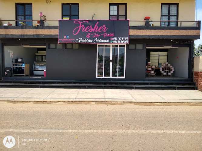 Fotografia tomada fuera de Fresher Pastelería Artesanal Suc. Xoxocotlán. - Pastelería en Santa Cruz Xoxocotlán, Oax.