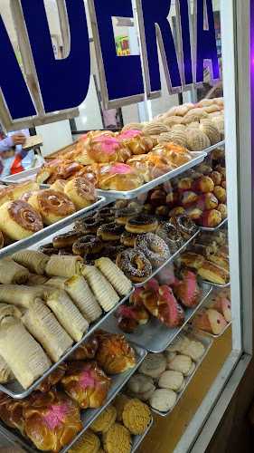 Fotografia tomada fuera de Panadería La Gloria - Panadería en Rioverde, S.L.P.