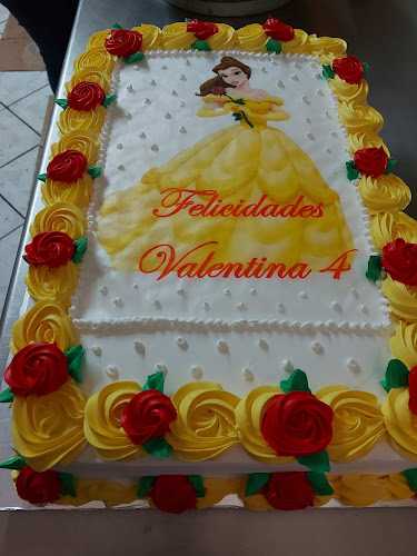 Fotografia tomada fuera de Pastelería la Guadalupana  - Pastelería en Tesistán, Jal.