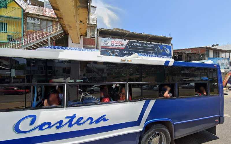 Fotografia tomada fuera de Pastelería Campanita - Pastelería en Acapulco de Juárez, Gro.