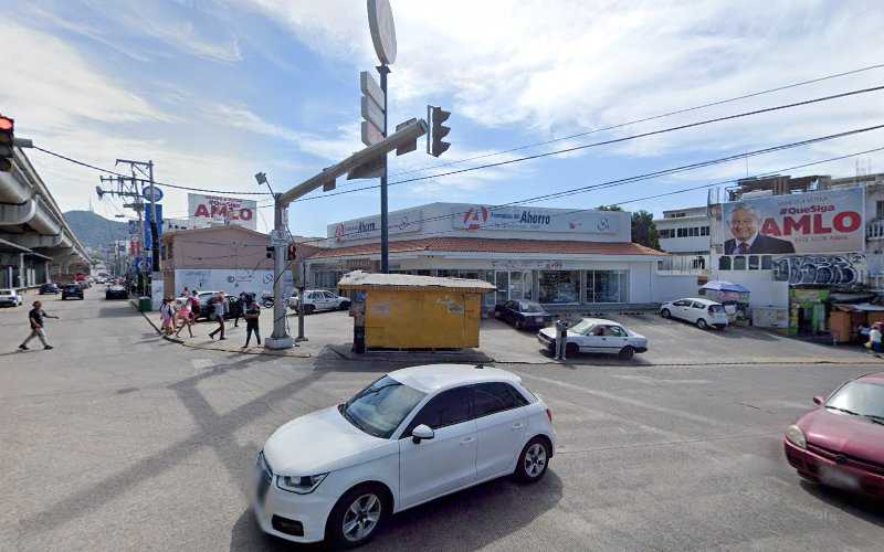 Fotografia tomada fuera de PANADERÍA VINATTI - Panadería en Acapulco de Juárez, Gro.
