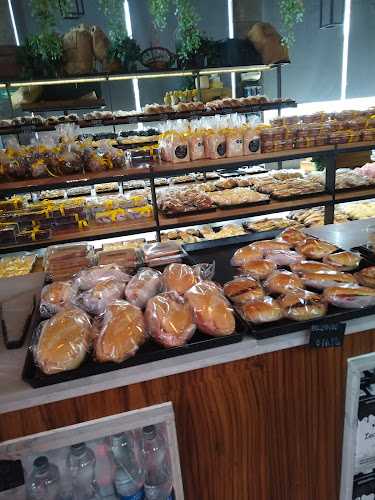 Fotografia tomada fuera de Pastelerías Esperanza - Panadería en Heroica Puebla de Zaragoza, Pue.