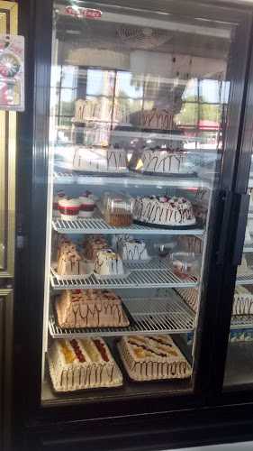 Fotografia tomada fuera de Pasteleria Valery - Pastelería en Torreón, Coah.