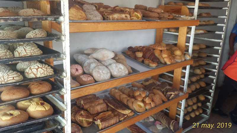 Fotografia tomada fuera de Panaderia herver - Panadería en Cuautitlán Izcalli, Edomex.