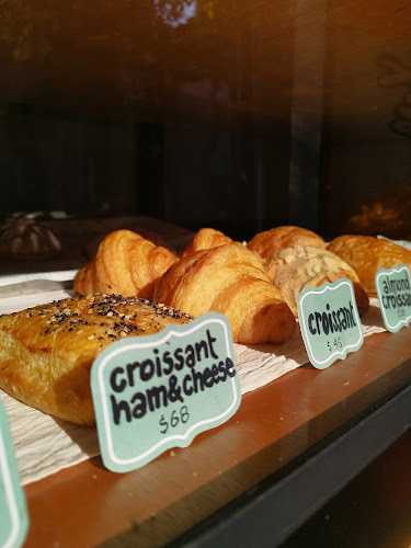 Fotografia tomada fuera de Peregrina Bakeshop de Mundo - Panadería en Cuauhtémoc, CDMX