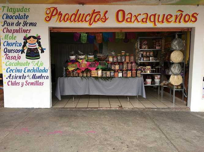 Fotografia tomada fuera de Pastelería Sally - Pastelería en Cdad. López Mateos, Edomex.