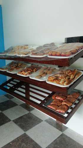 Fotografia tomada fuera de Panaderia y Reposteria El Muro - Panadería en San Juan Bautista Valle Nacional, Oax.