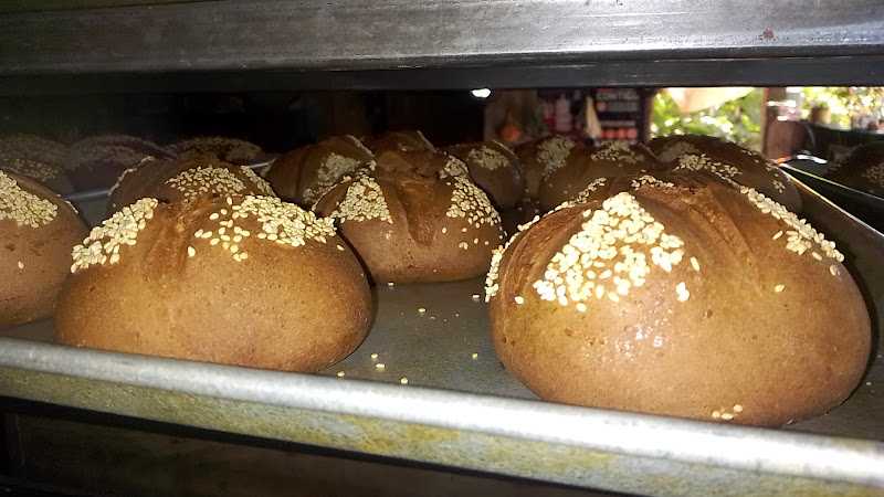 Fotografia tomada fuera de Panadería Los Abuelos - Panadería en San Juan Lachao, Oax.