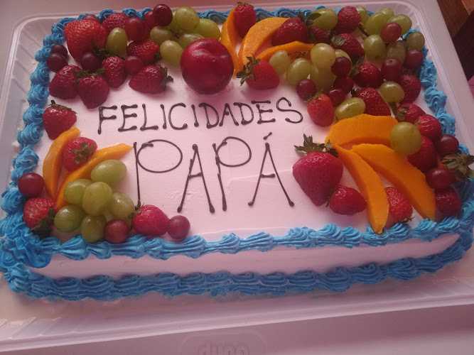Fotografia tomada fuera de La gracia de Dios - Pastelería en San Pedro Juchatengo, Oax.