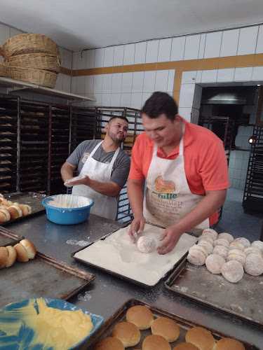 Fotografia tomada fuera de Panadería González “La Original desde 1934 - Panadería en San Isidro Mazatepec, Jal.